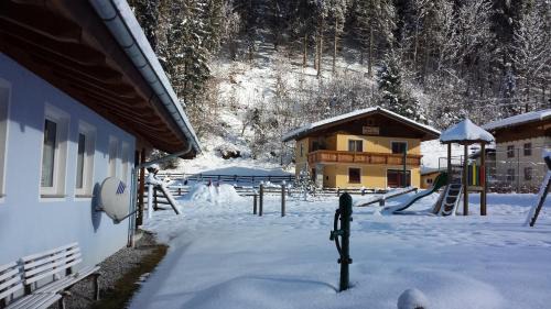 Huettau Apartment | Vronis Landhaus Apartments
