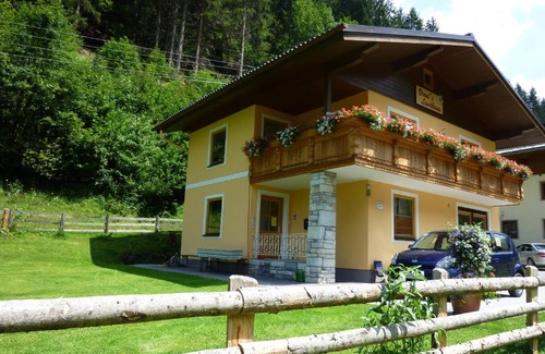 Huettau Apartment | Vronis Landhaus Apartments