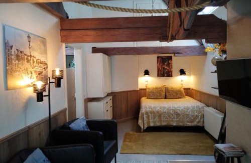 Abdij Apartment | VRYE HEERLYKHEYD (adults only) studio 3