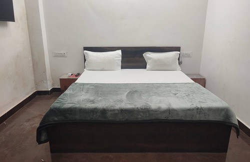Vrindavan Hotel | VS Residency