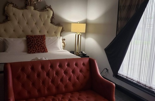 Old Louisville Hotel | Vu Guesthouse