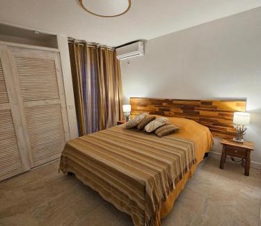 Bas du Fort Apartment | Vue mer exceptionnelle, Calme & tout confort, plage à pied