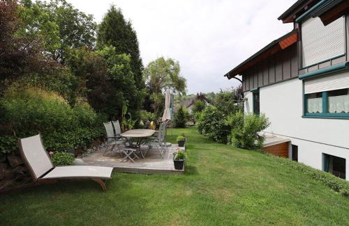 Boverath Apartment | Vulkaneifel Garden Retreat
