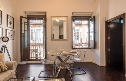 San Vicente Apartment | VUT PUERTA REAL - Free PARKING