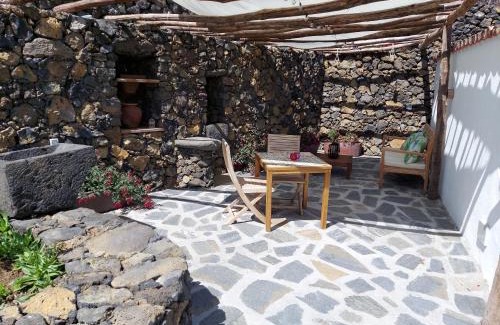 Villa de Mazo House | VV Casa Bastina "by henrypole home"