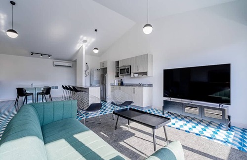 Santa Ana Apartment | w Amazing 2BR in Santa Ana