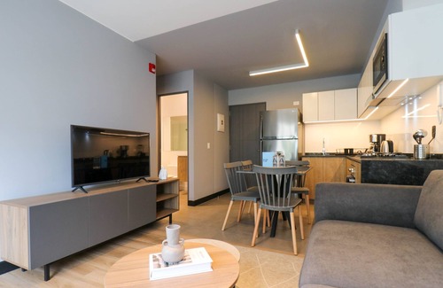 San Isidro Centro Financiero Apartment | w Exceptional 2BR w Amazing View in San Isidro