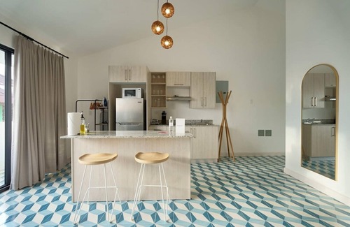 Santa Ana Apartment | w Fancy Loft in Santa Ana