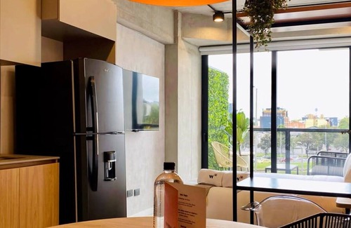 Barrios Unidos Apartment | w Great Loft in Virrey
