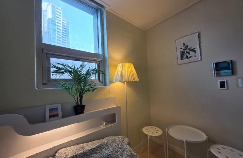 Sungin-dong Apartment | W House 506 Queen 1Bedroom