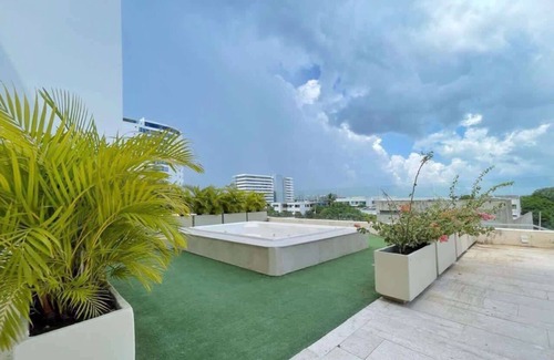 Urbanizacion Eliana Apartment | w Luxurious Loft w Balcony in Crespo