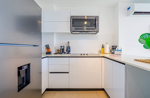 San Francisco Apartment | w Majestic 1BR w Stunning Balcony View