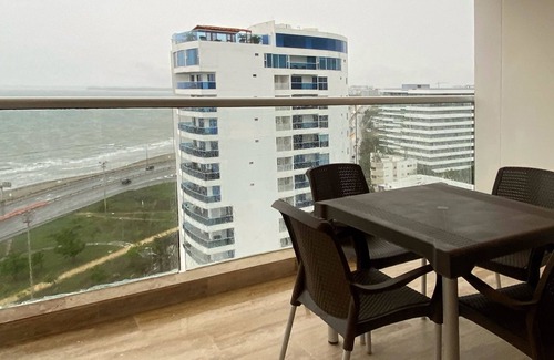 Urbanizacion Eliana Apartment | w Marvelous Loft With Balcony in Crespo