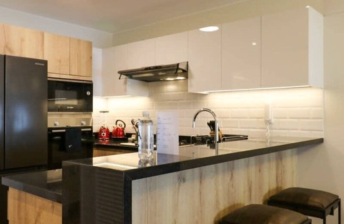 Armendariz Apartment | w Spectacular 1BR With Balcony in Miraflores