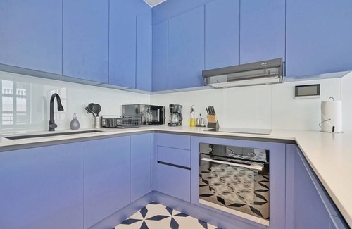 Casco Viejo Apartment | w Spectacular 2BR in Plaza Herrera