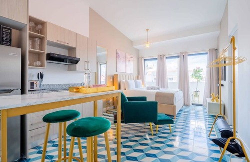 Santa Ana Apartment | w Spectacular Loft in Santa Ana