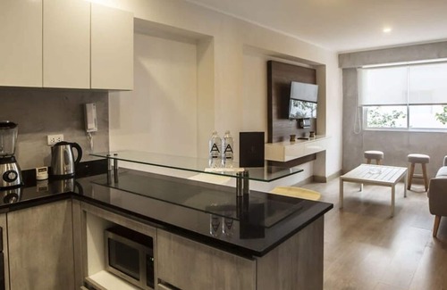 Barranco Apartment | w Stunning 1BR Near Central Restaurante