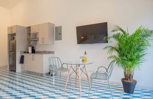 Santa Ana Apartment | w Stylish Loft in Santa Ana