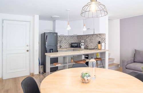 Chico Reservado Apartment | w Trendy Duplex in Parque 93