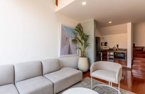 La Gran Via Apartment | w Unique 1BR Duplex in Parque 93