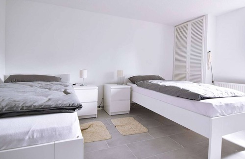 Rhein-Erft-Kreis District Apartment | W03 Souterrain Monteurwohnung in Wesseling