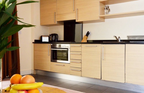 Hammersmith Broadway Apartment | W6 Hotel Hammersmith