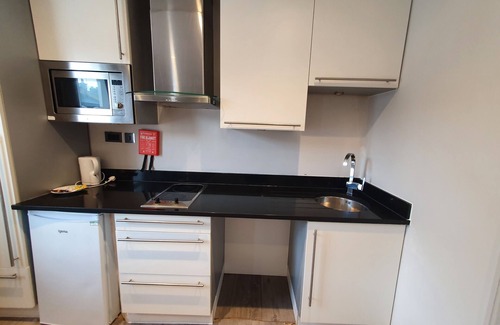 Hammersmith Broadway Apartment | W6 Hotel Hammersmith