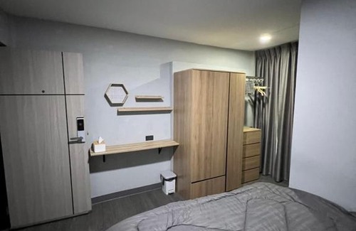 Phra Khanong Nuea Hotel | W71