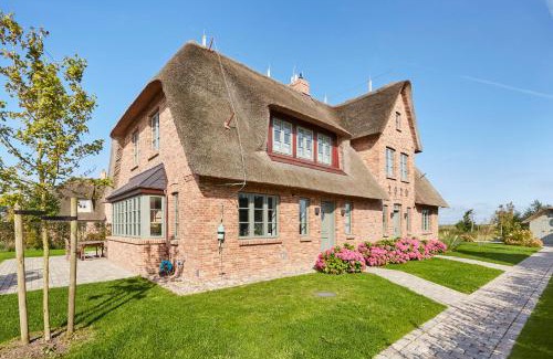 Oldsum House | Waaster Bob