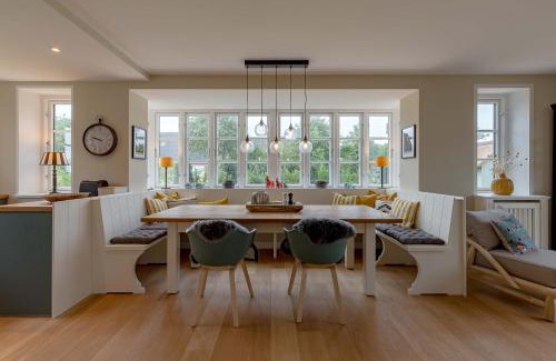 Oldsum House | Waaster Bob