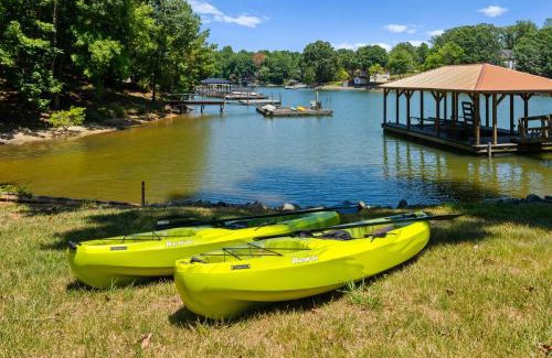 Mooresville House | Waddell Waters w/Optional Boat Rental