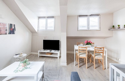 Darnetal Apartment | Waddington 201 - Two Bedroom Apartment, Sleeps 6