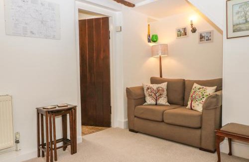 Bourton House | Wadham Cottage