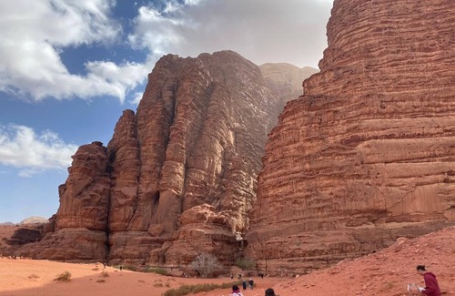 Wadi Rum RV Rental | Wadi rum echo camp
