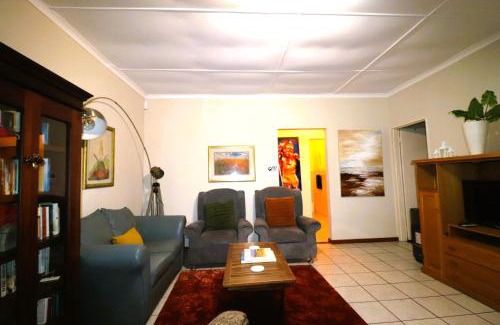 Arniston House | Waenhuiskrans House