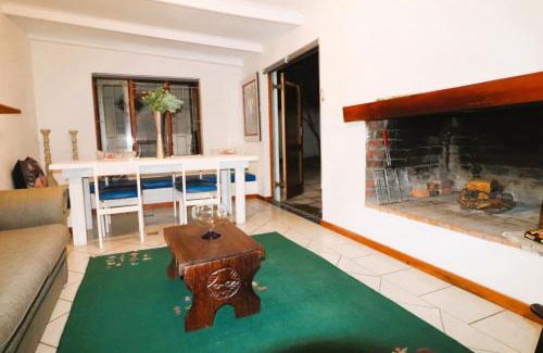 Arniston House | Waenhuiskrans House