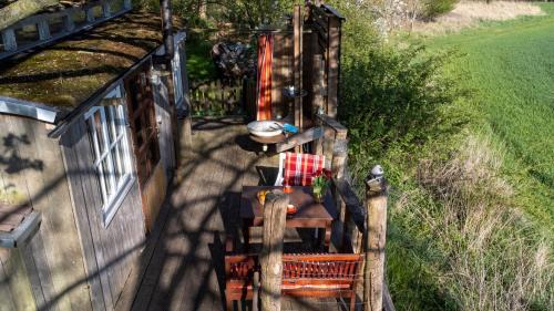 Kirch Mulsow Other | Wagen am Rande der Welt