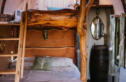 Alton Cabin | Wagon & the Wigwam