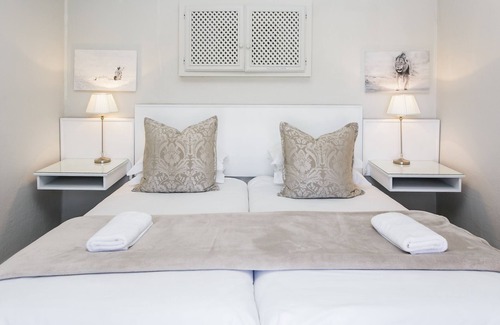 Beaufort West House | Wagon Wheel Country Lodge