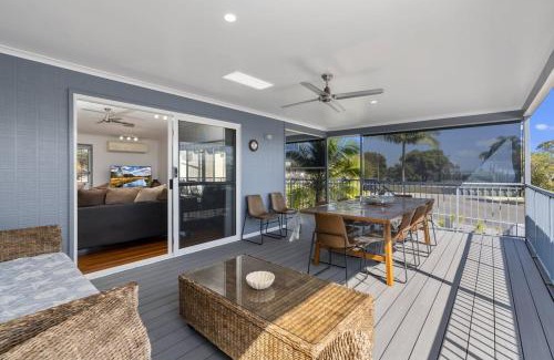 Banksia Beach House | Wagtail on Banksia
