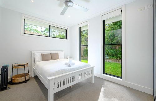 Wahroonga House | Wahroonga 2Br warm home near train
