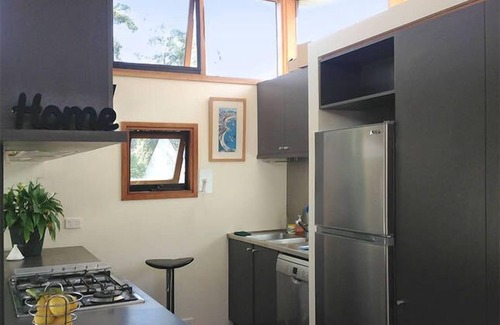 Carlton House | Wahroonga - in Central Carlton
