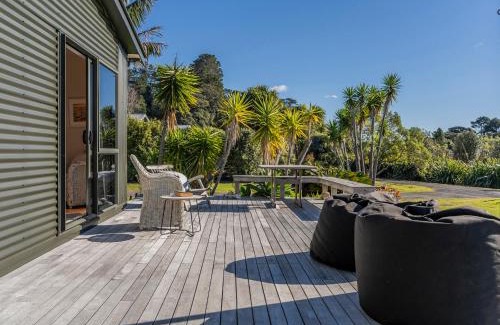 Kuaotunu House | Wai Whare - Kūaotunu Holiday Home