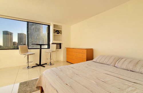 Waikiki Apartment | Waikiki beach cozy studio no resort fee