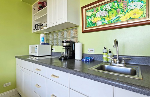 Waikiki Apartment | Waikiki Grand Hotel® 511 🕶 Ocean view Queen Studio w/Balcony, Pool & WiFi