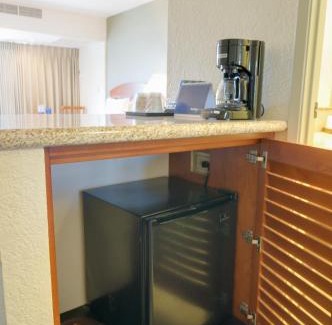Waikiki Hotel | Waikiki Malia