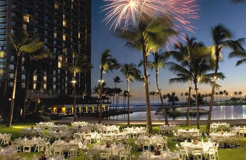 Waikiki Apartment | Waikiki Two story Penthouse 3 BR Hilton Hawaiian Village Lagoon Towers