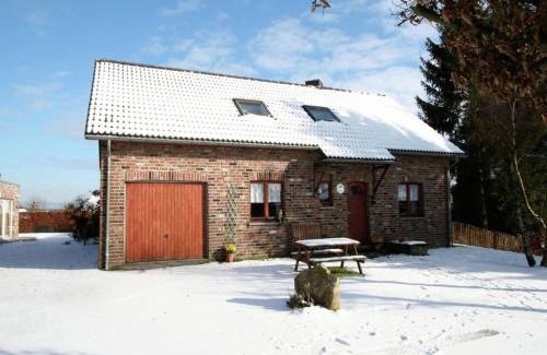 Waimes House | Waimes Forest-Edge Escape