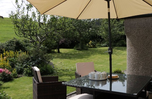 Flookburgh Cottage | Waingate Cottage, FLOOKBURGH