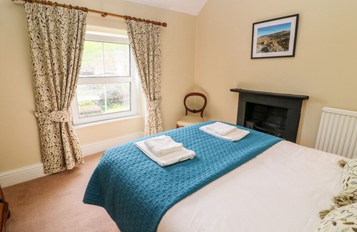 Flookburgh Cottage | Waingate Cottage, FLOOKBURGH